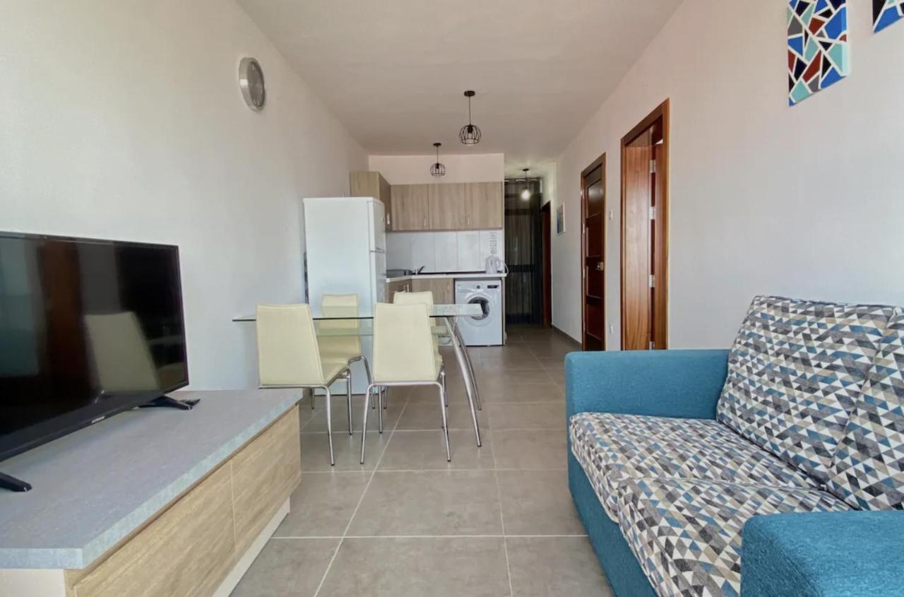 F1 2 St Julians, Private Room, Bathroom & Living Shared St. Julian's Exteriör bild