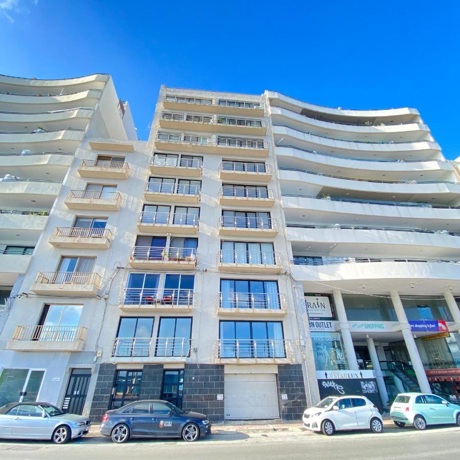 F1 2 St Julians, Private Room, Bathroom & Living Shared St. Julian's Exteriör bild